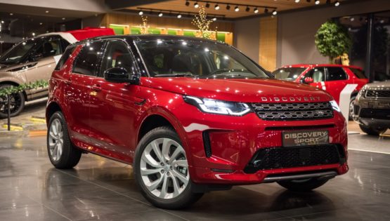 New Land Rover Discovery Sport 2.0d AWD R-Dynamic SE