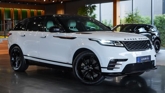 Range Rover Velar D300 R-Dynamic SE