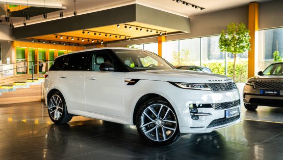 New Range Rover Sport D300 Dynamic HSE