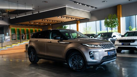 New Range Rover Evoque SE